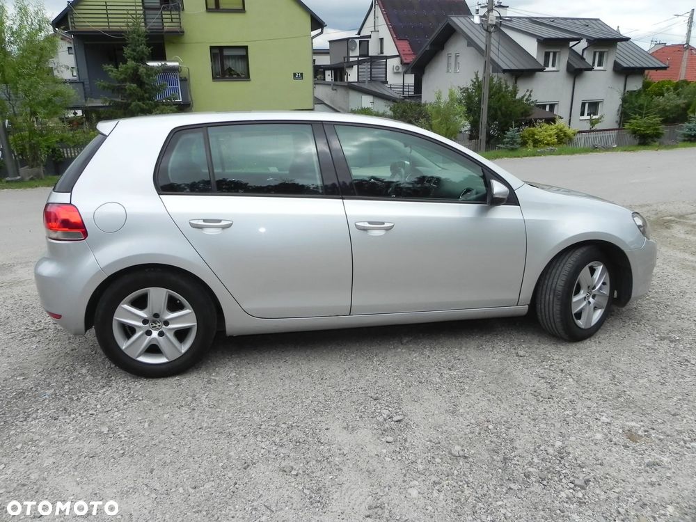 Volkswagen Golf 2.0 TDI Comfortline - 6