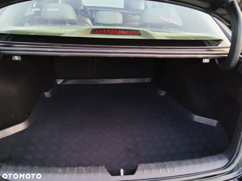 Kia Optima 2.0 XL - 11