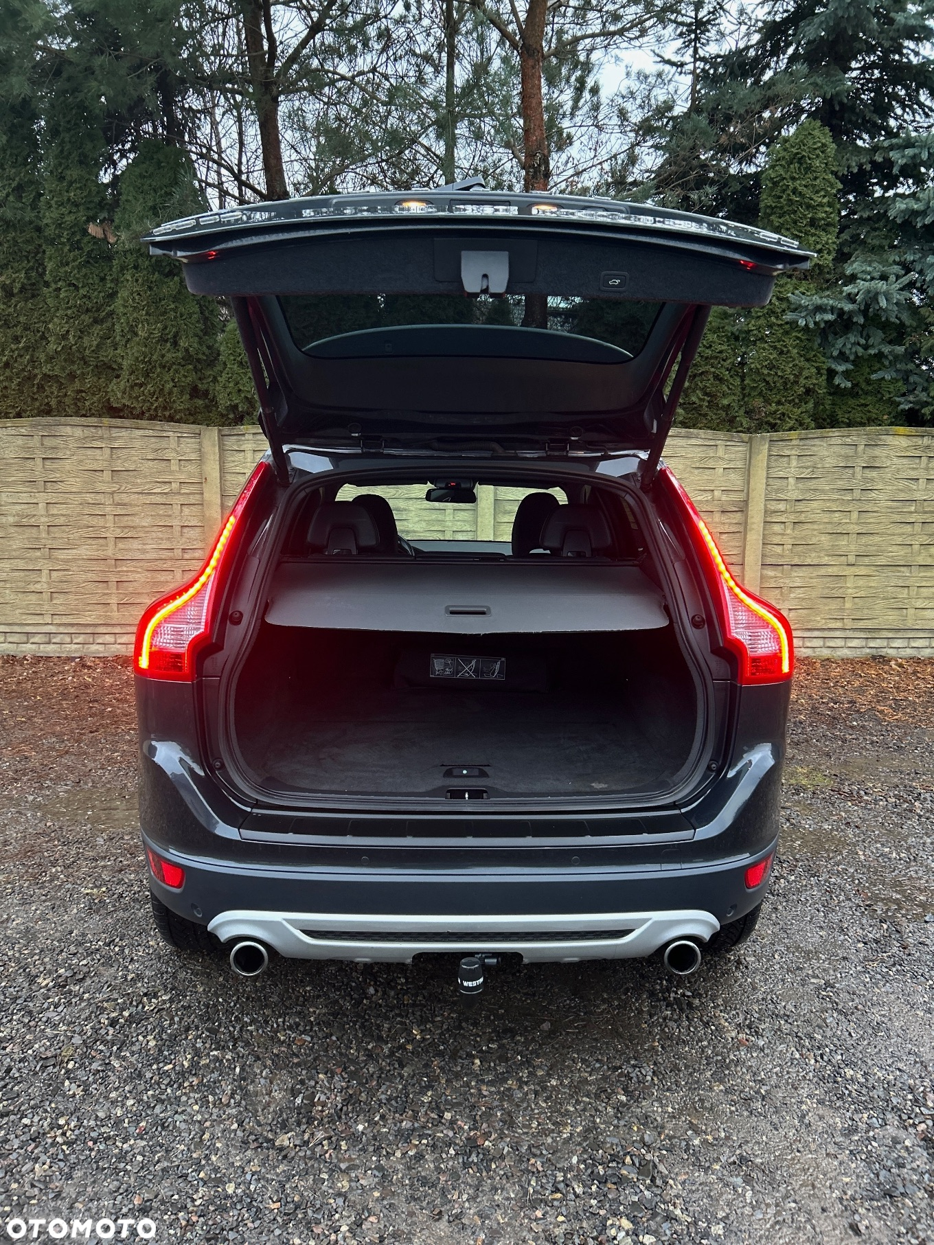 Volvo XC 60 D4 R-Design - 5