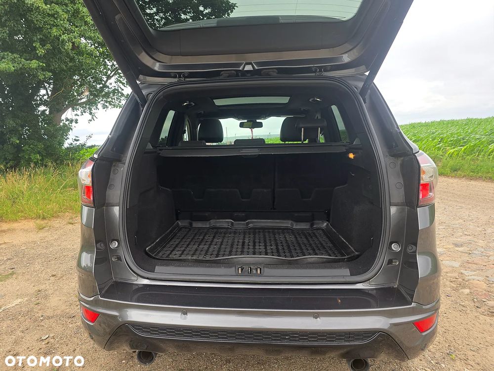 Ford Kuga 2.0 TDCi 4x4 ST-Line - 13