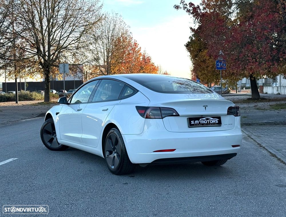 Tesla Model 3 Long-Range Dual Motor AWD - 2