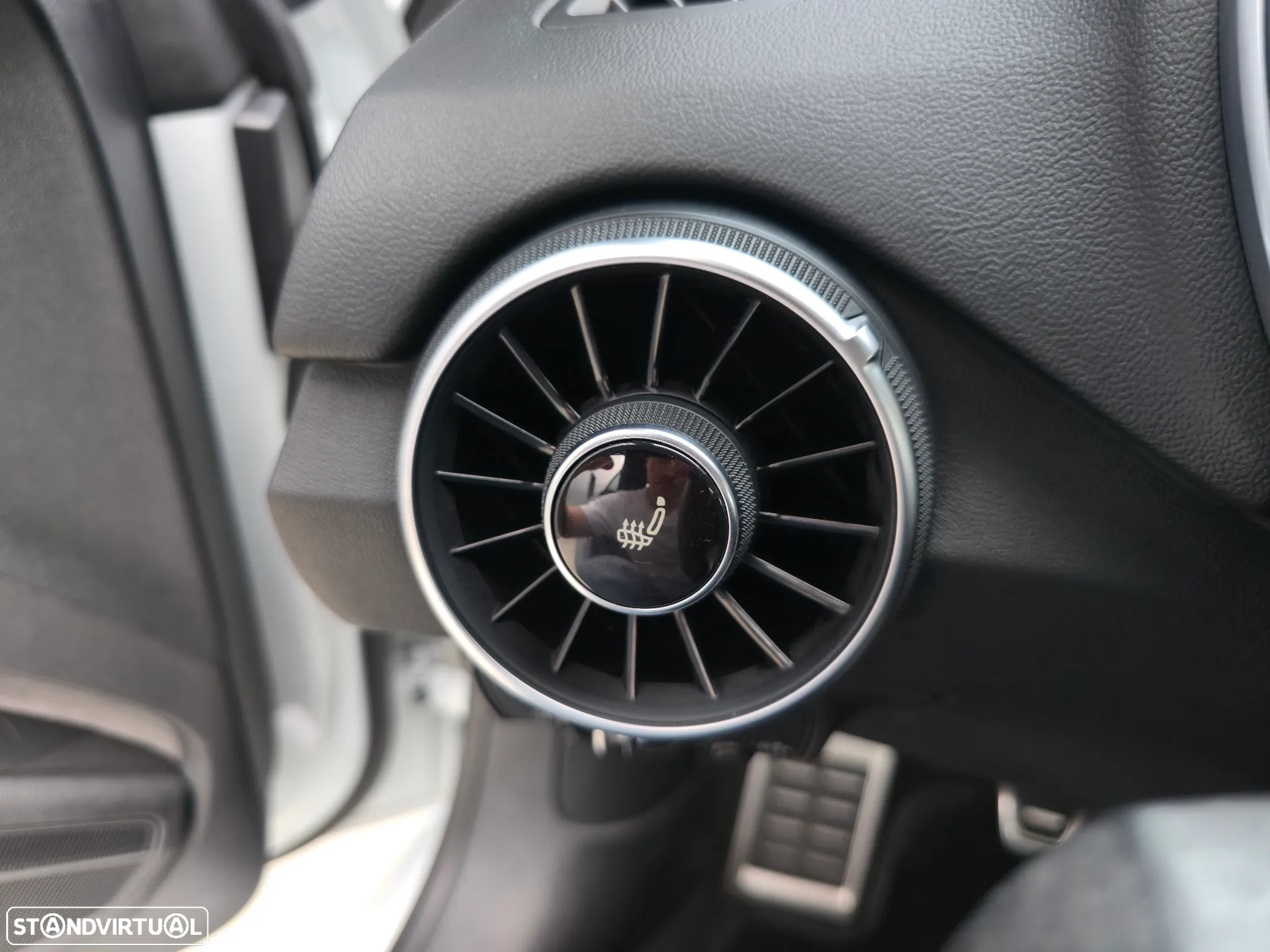 Audi TT Coupé 2.0 TDI S-line - 32