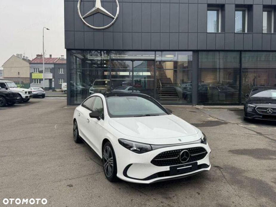 Mercedes-Benz CLA 180 mHEV 8G-DCT - 3