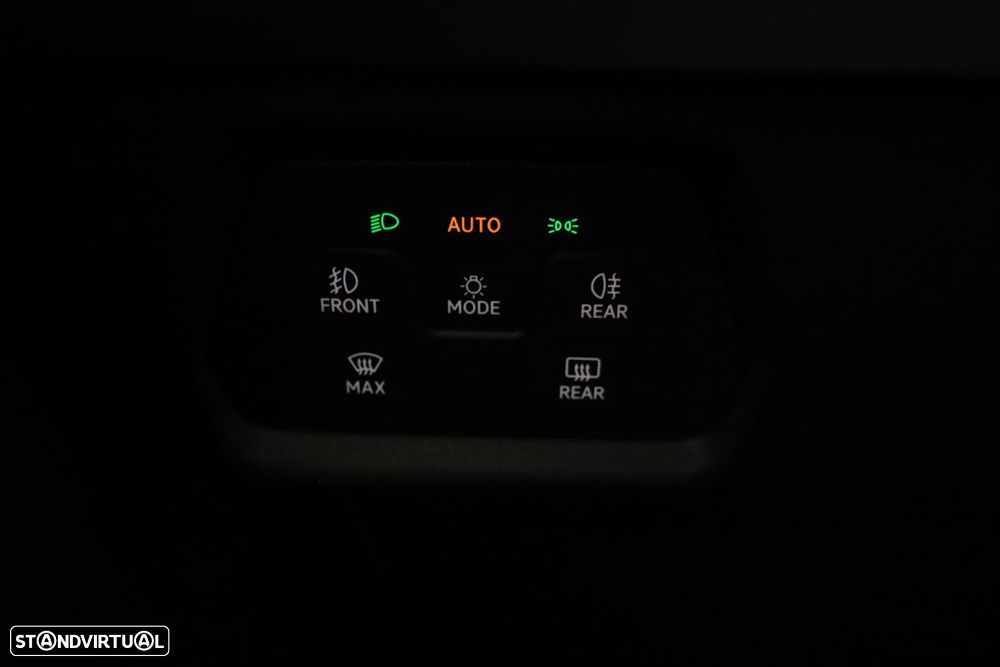 Cupra Formentor 1.5 e-Hybrid DSG - 17