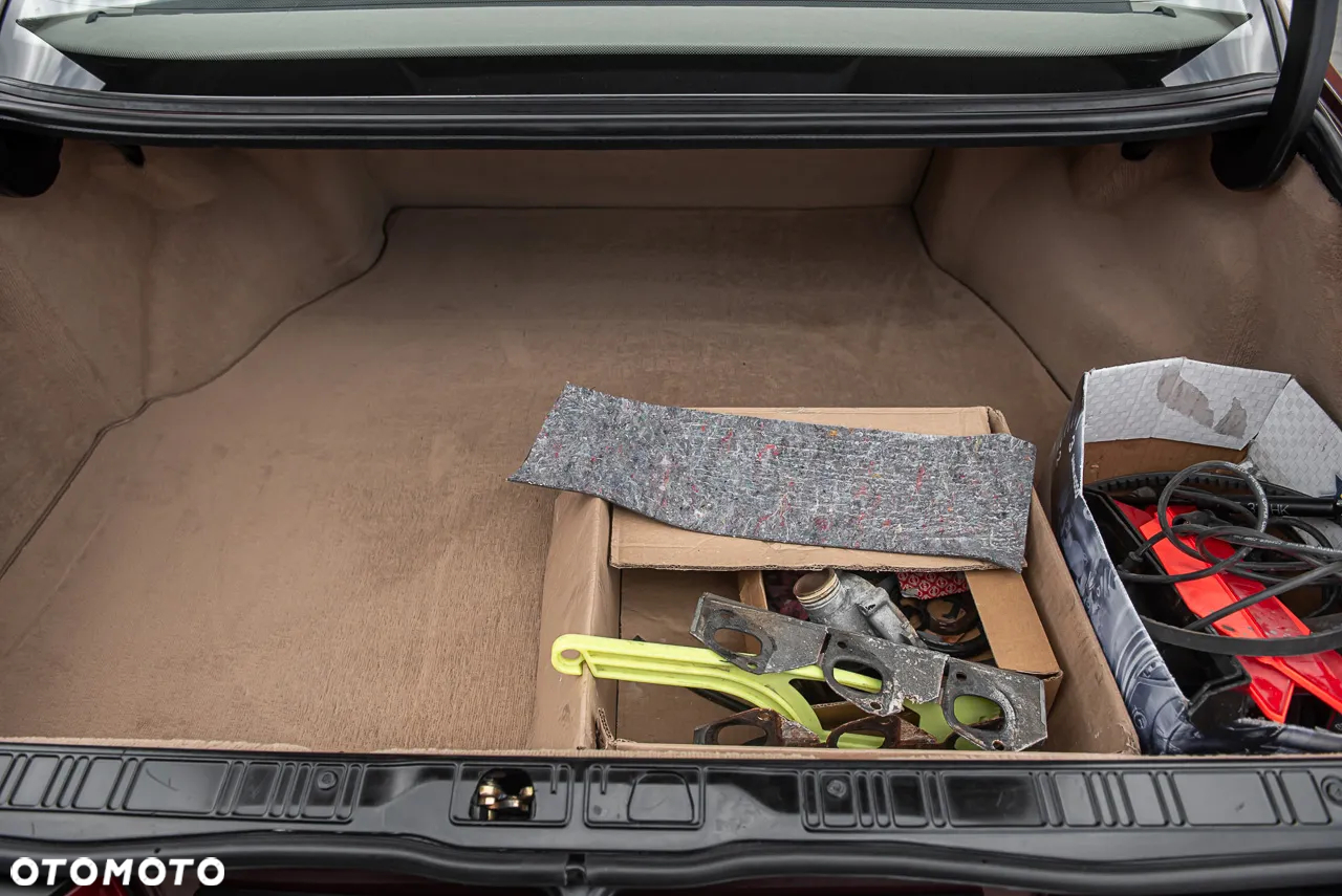 BMW Seria 7 - 26