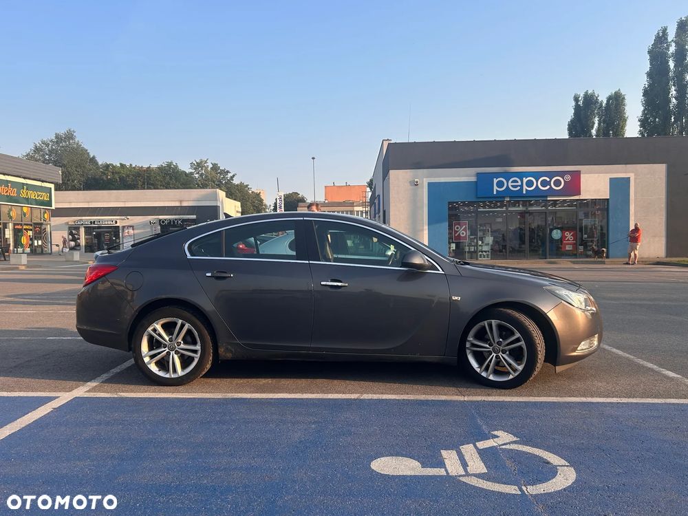 Opel Insignia 2.0 CDTI Cosmo - 3