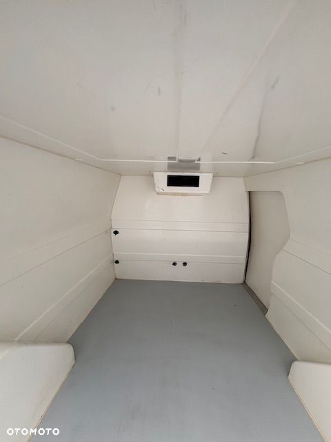 Renault KANGOO - 15