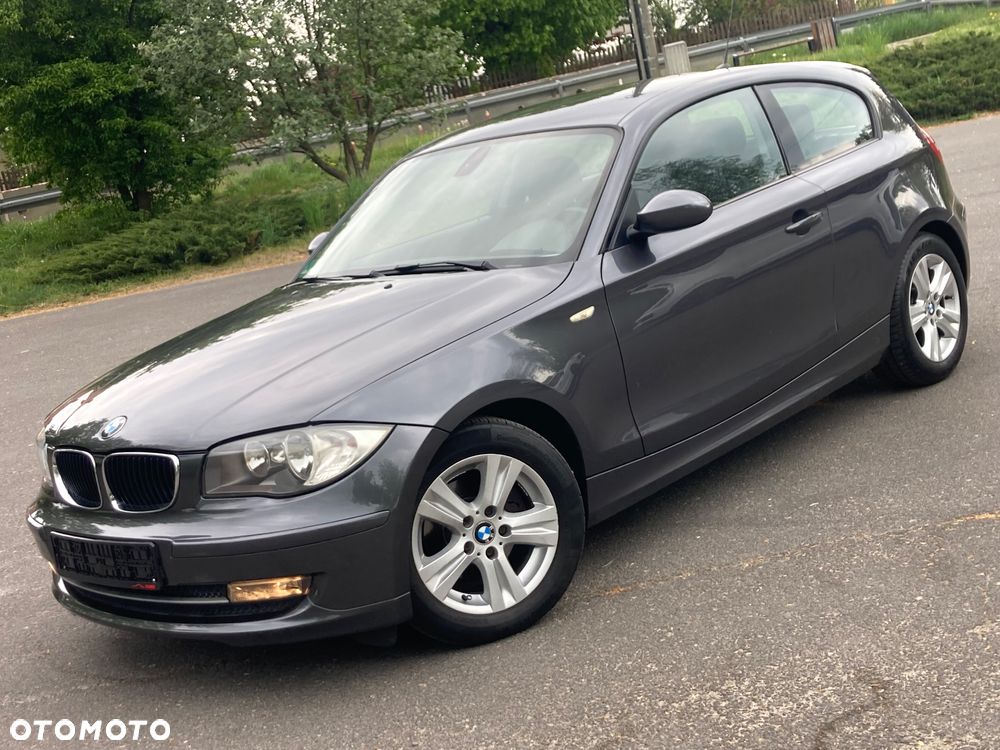 BMW Seria 1 118i - 1