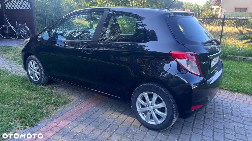 Toyota Yaris 1.33 Prestige - 4
