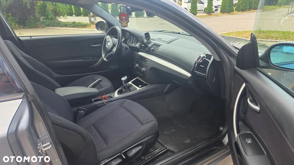BMW Seria 1 118d - 8