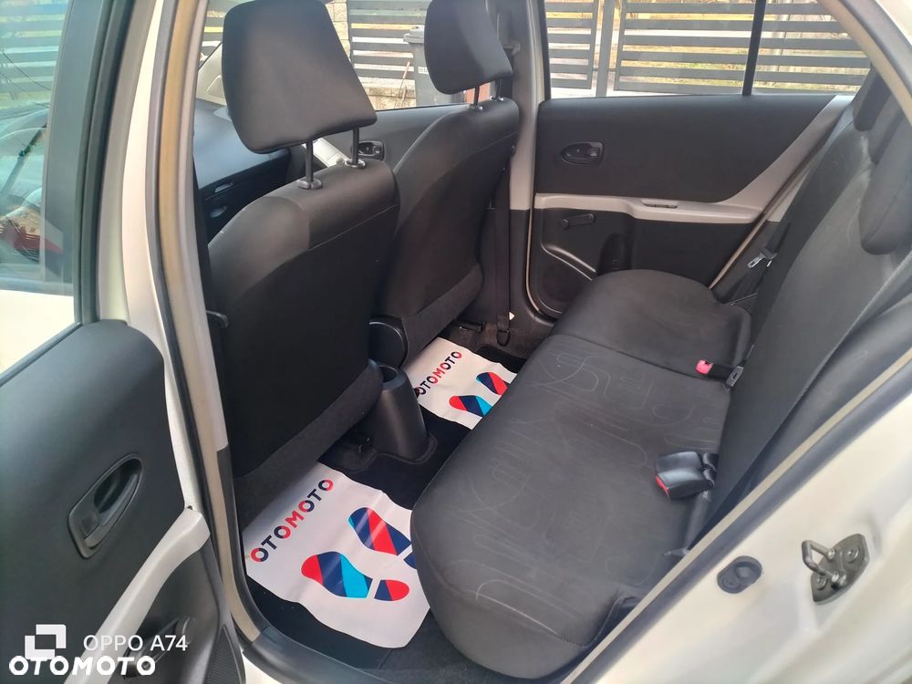 Toyota Yaris 1.0 VVT-i Cool - 11