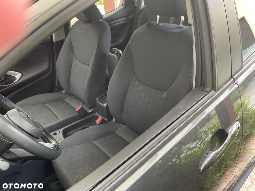 Toyota Yaris Hybrid 1.5 Comfort - 8