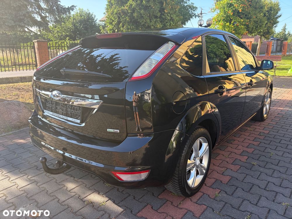 Ford Focus 1.8 Titanium - 18