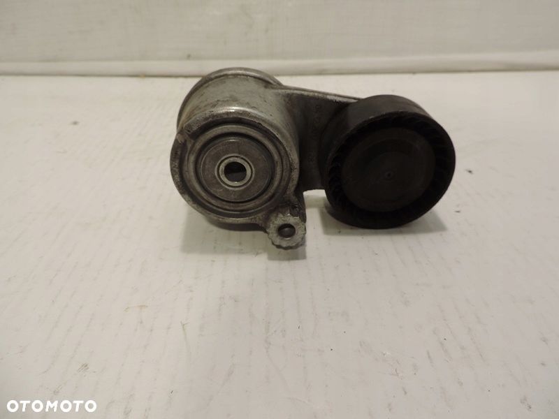 OPEL ASTRA K V 1.6 CDTI NAPINACZ PASKA ŁAPA 55570067 - 1