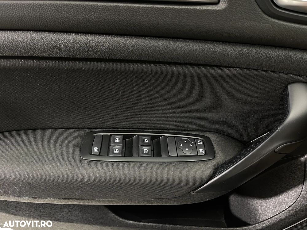 Renault Megane TCe 140 EDC GPF Equilibre - 18