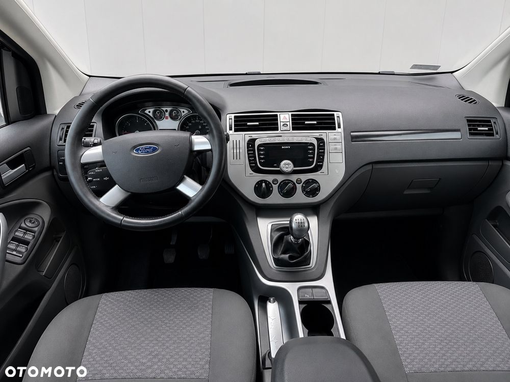Ford Kuga - 6