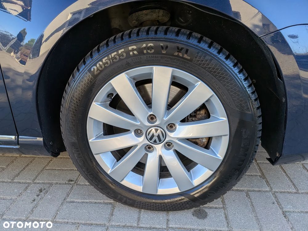 Volkswagen Passat - 5