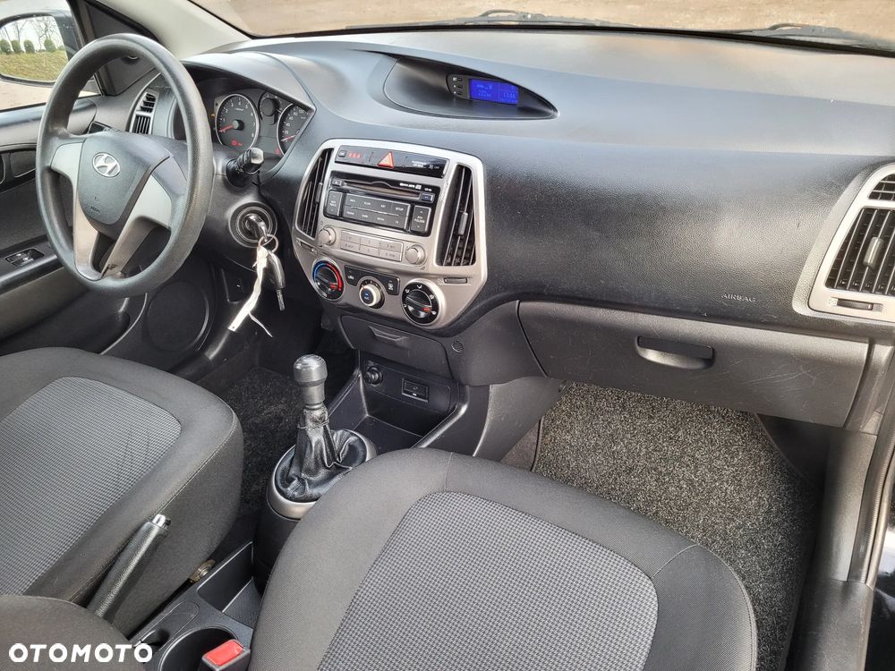 Hyundai i20 1.2 Fifa World Cup Edition - 7