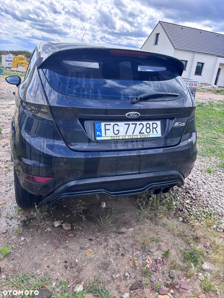 Ford Fiesta 1.6 Sport - 9