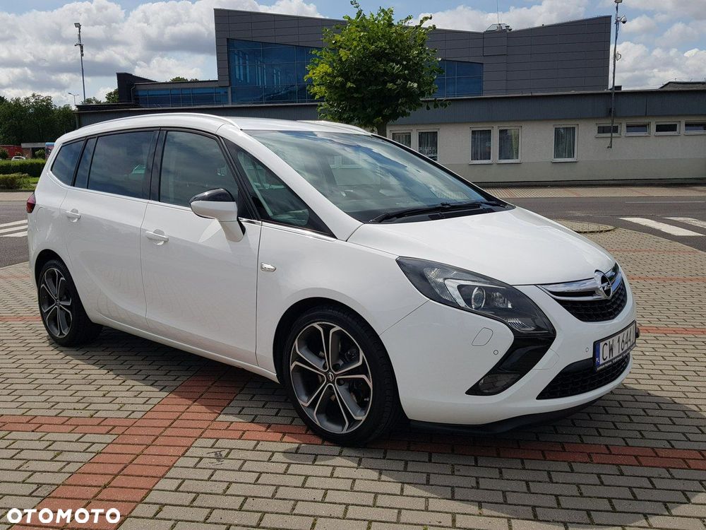 Opel Zafira 1.6 T SIDI Cosmo S&S - 3