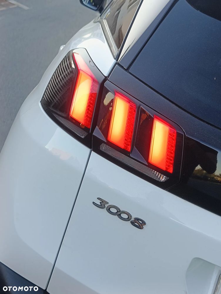 Peugeot 3008 THP 165 EAT6 Stop & Start Allure - 24