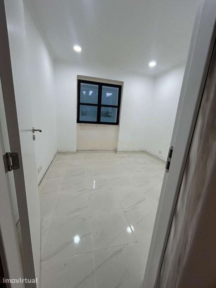 Apartamento T3 - Benavente - Grande imagem: 2/9