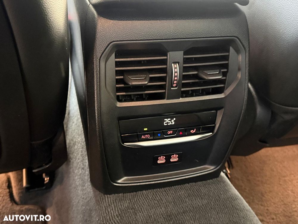 BMW Seria 3 330i xDrive AT - 21