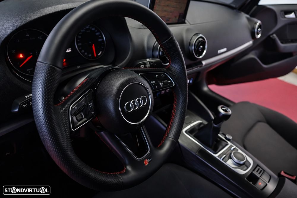 Audi A3 Limousine 30 TDI S-line - 3