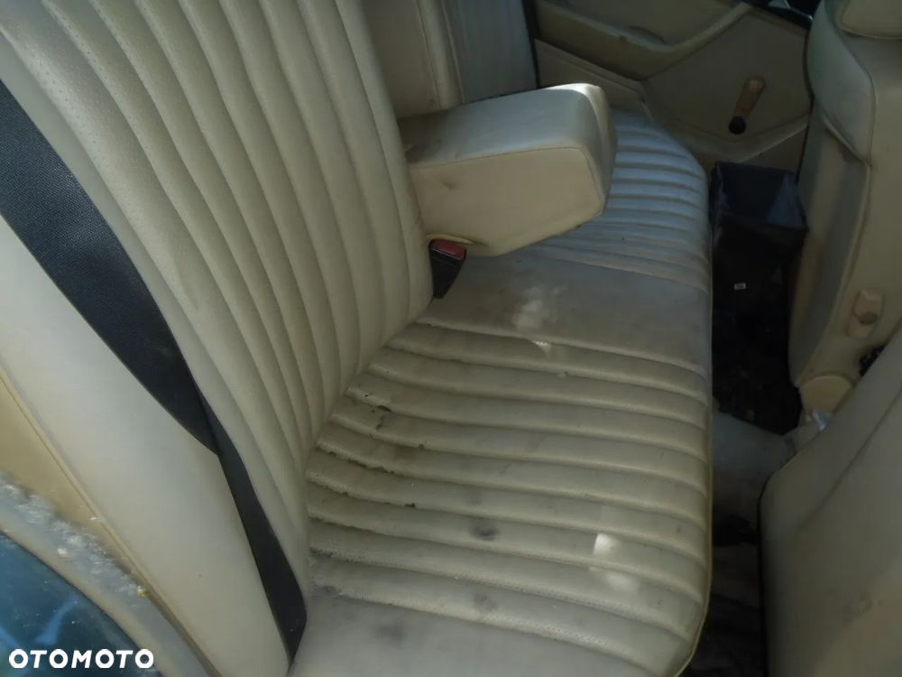 kabina buda karoseria drzwi maska dach błotniki silnik skrzynia tapicerka koła szyba mercedes benz w124 w 124 124 3,0 d - 26