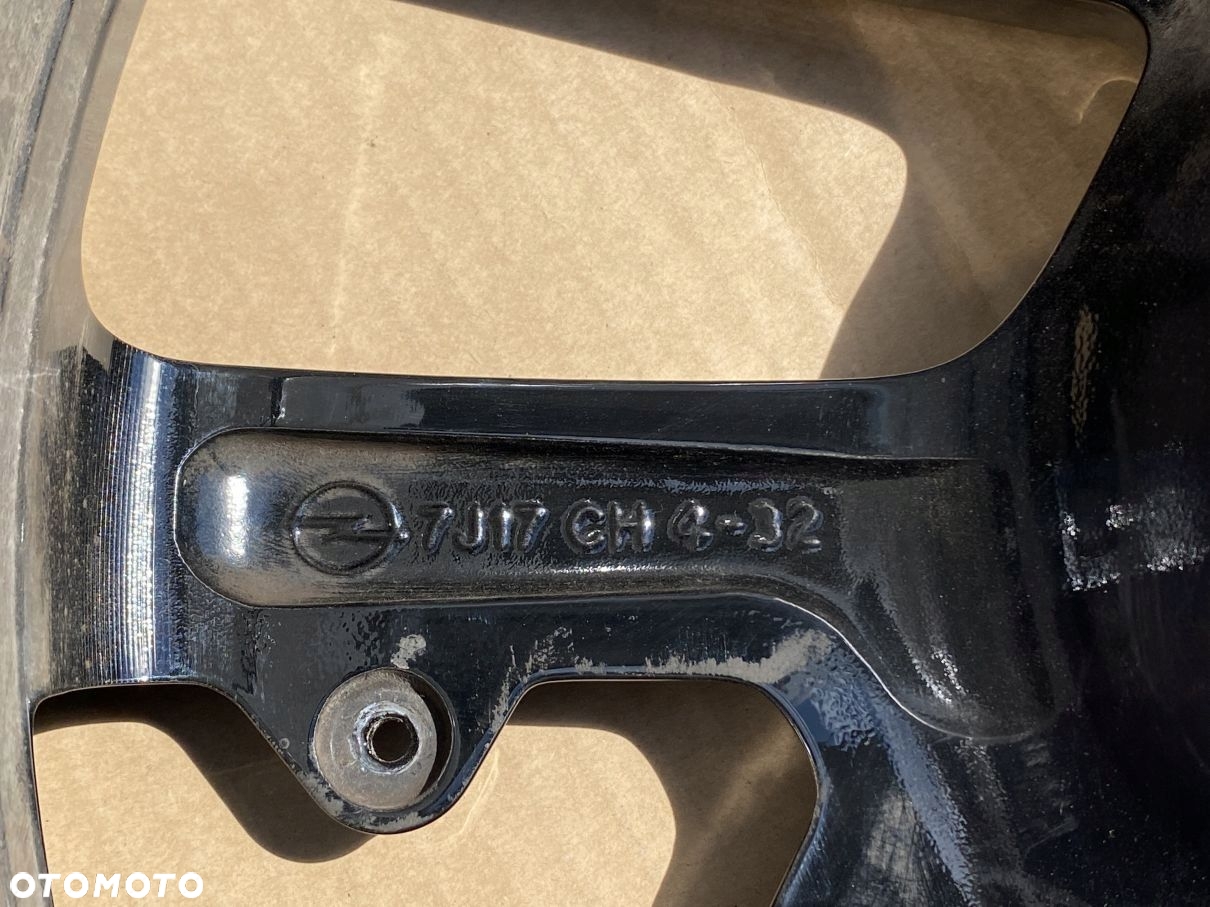 FELGA OPEL CORSA F 7J 17 ET32 93484567 - 6