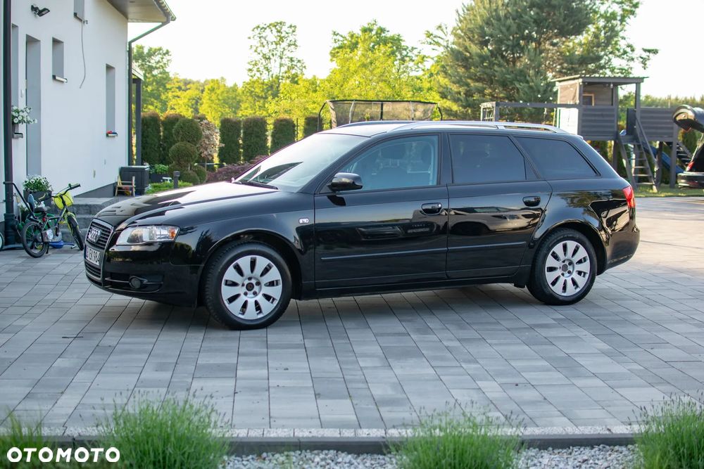 Audi A4 Avant - 25
