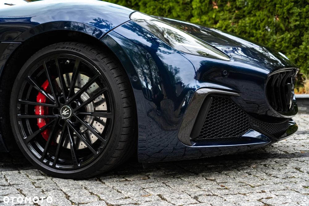 Maserati GranTurismo - 17