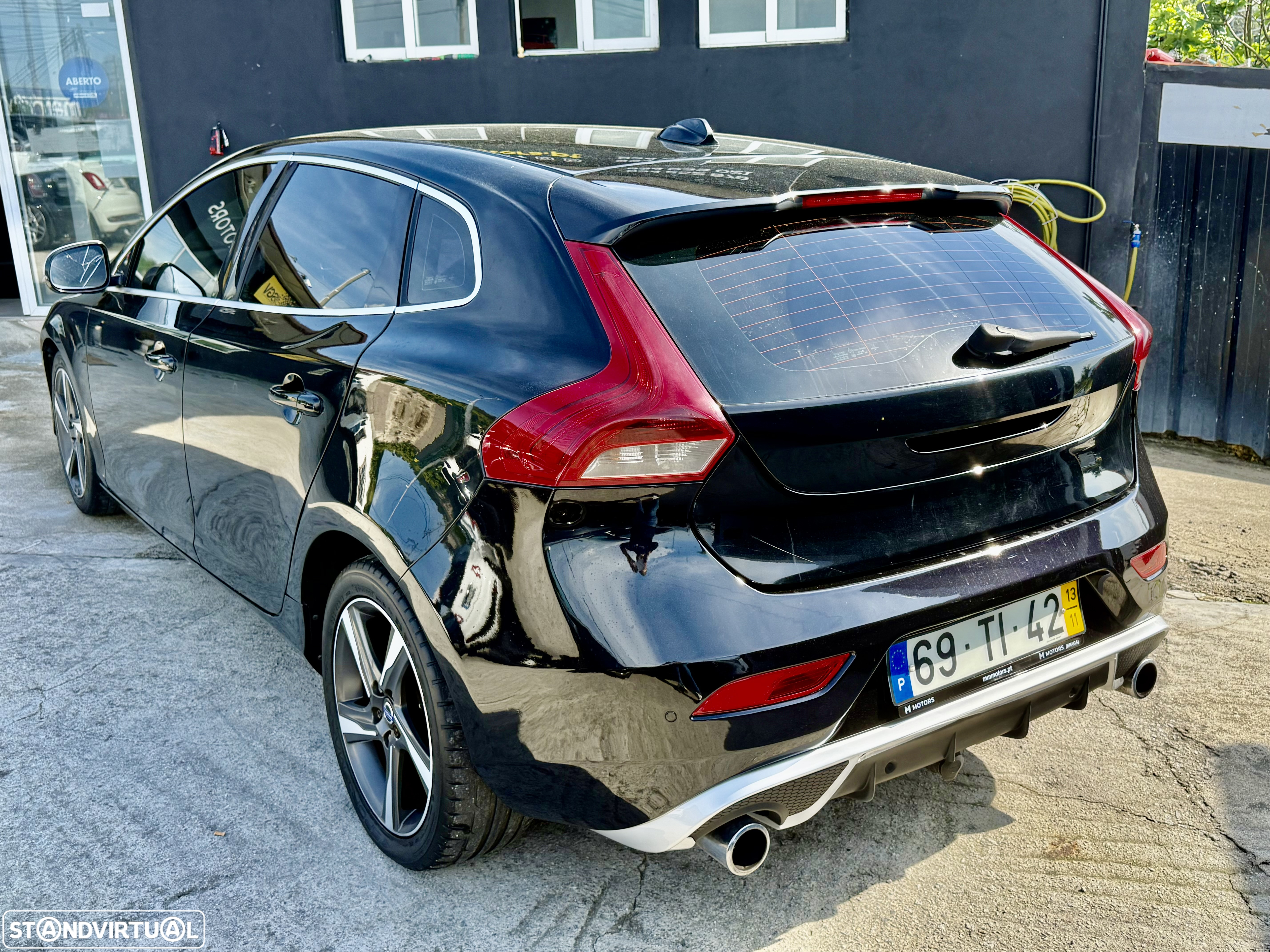 Volvo V40 1.6 D2 Eco R-Design - 37