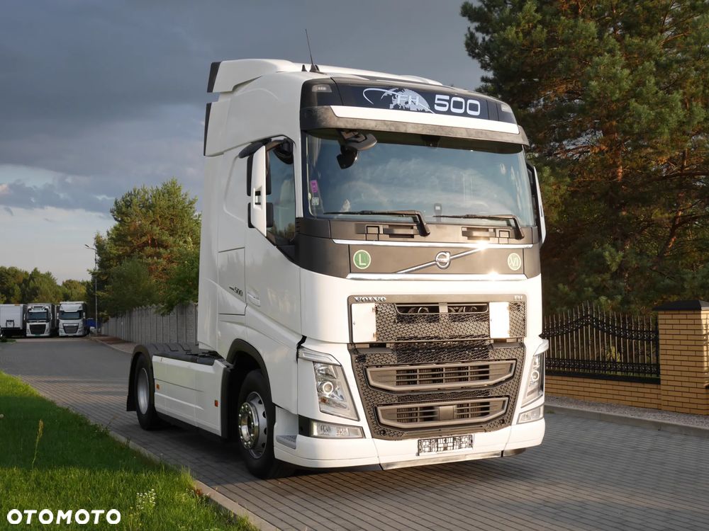 Volvo FH 500KM STANDARD/ EURO-6/KLIMA POSTOJOWA/Stan Idealny - 2