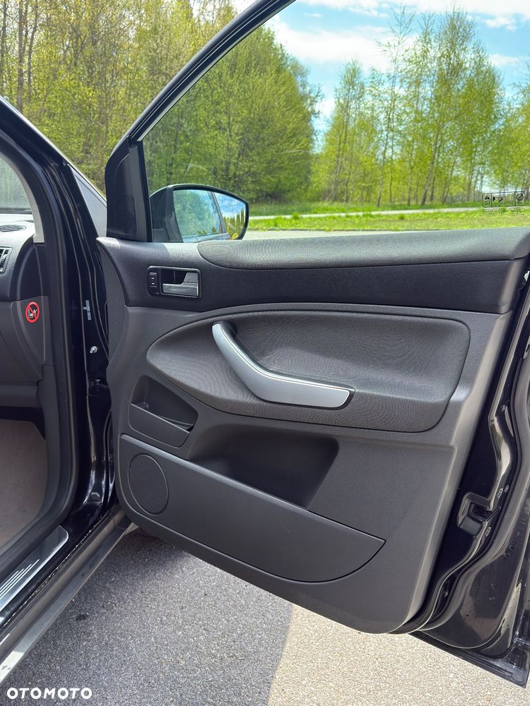 Ford Kuga 2.0 TDCi 4WD Titanium - 12