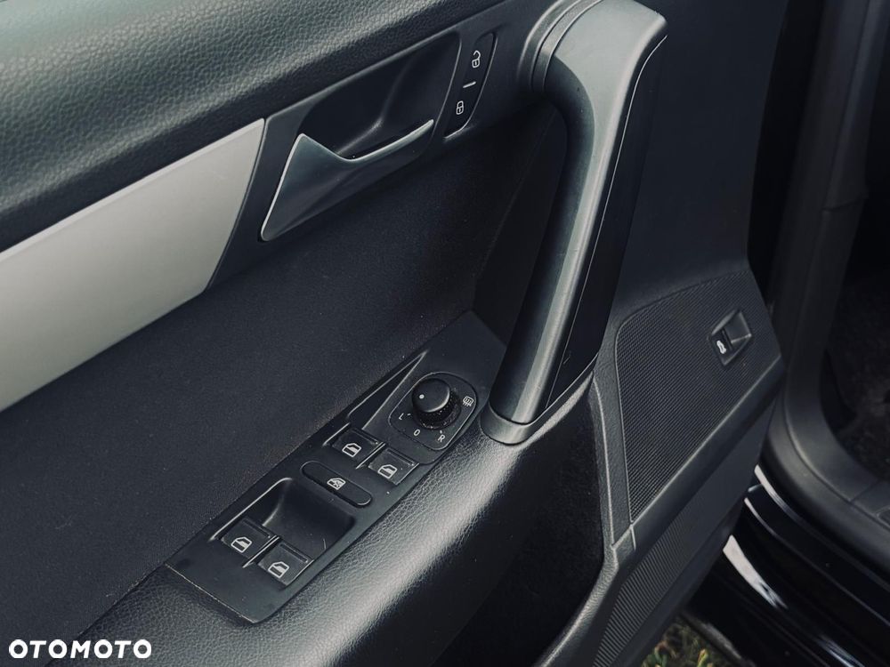 Volkswagen Passat - 6
