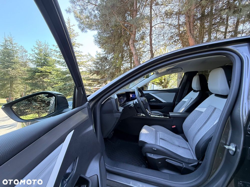 Opel Astra 1.2 T Elegance S&S - 14