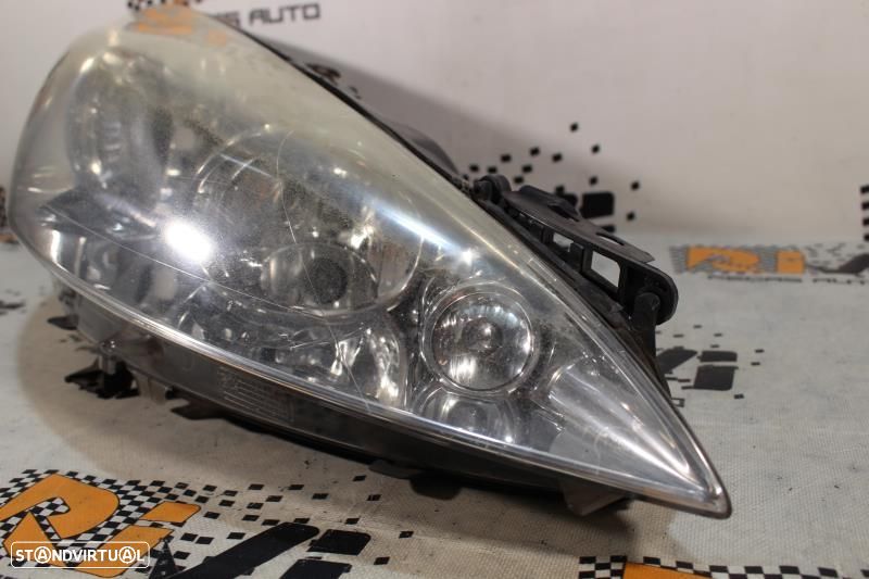 Ótica / Farol Direito Peugeot 308 I (4A_, 4C_)  Farol Direito Peugeot - 2