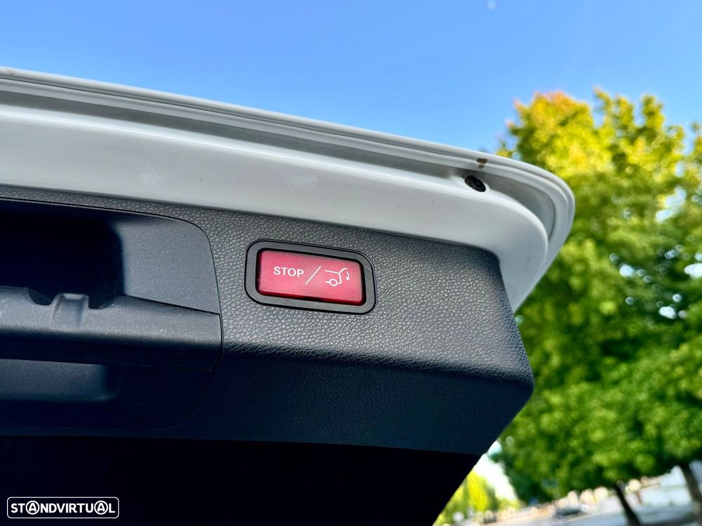 Mercedes-Benz E 220 d Avantgarde+ - 24