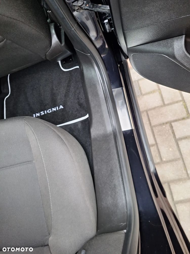 Opel Insignia 1.8 Cosmo - 29