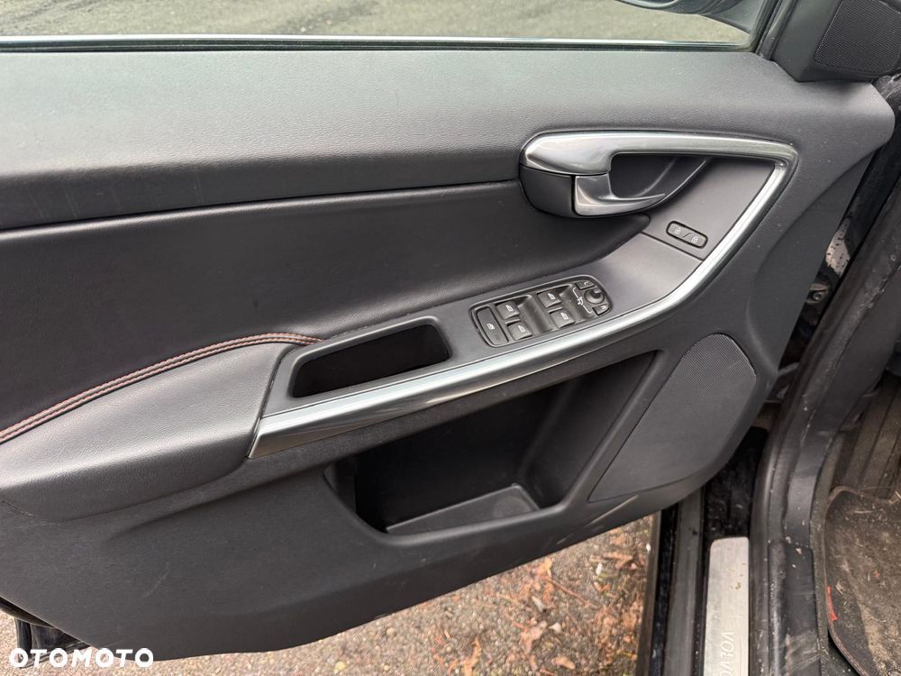 Volvo XC 60 D3 Geartronic Edition Pro - 12