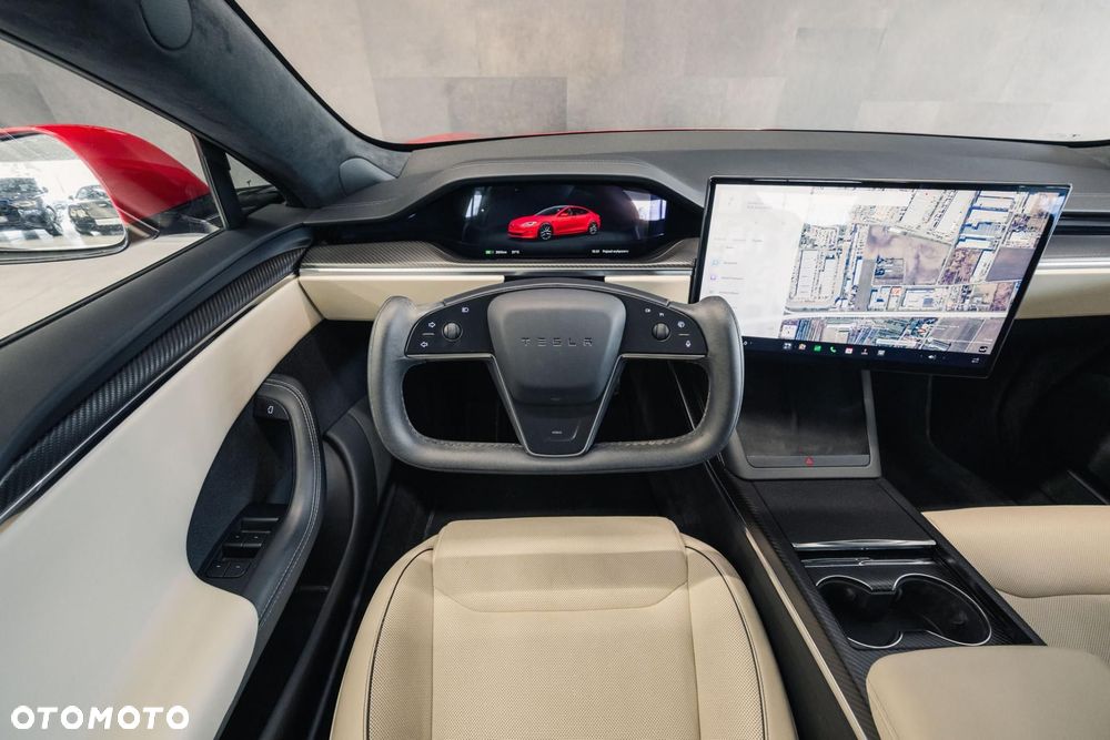 Tesla Model S Plaid - 12
