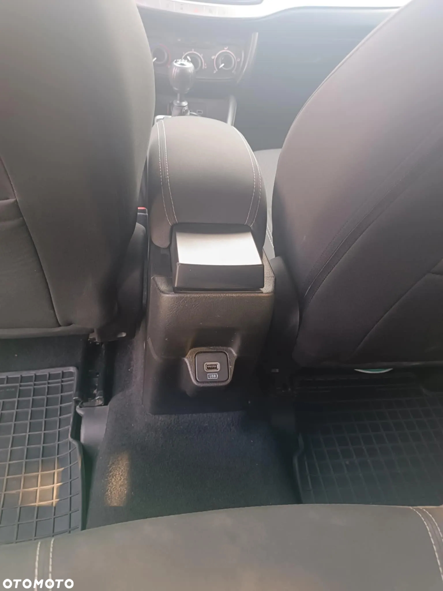 Fiat Tipo 1.4 T-Jet 16v Easy EU6d - 25