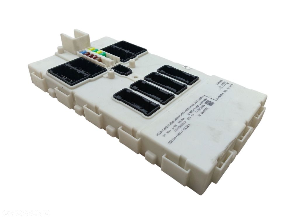 SKRZYNKA BEZPIECZNIKÓW MODUŁ FEM BMW F20 F21 F22 F30 F31 F32 9324785 - 5