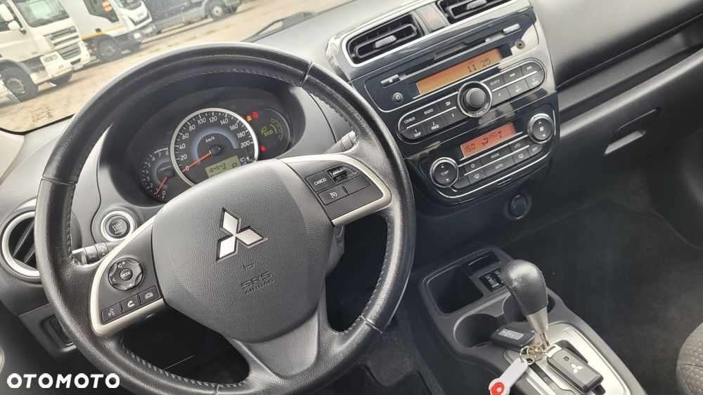 Mitsubishi Space Star 1.2 Intense CVT - 31