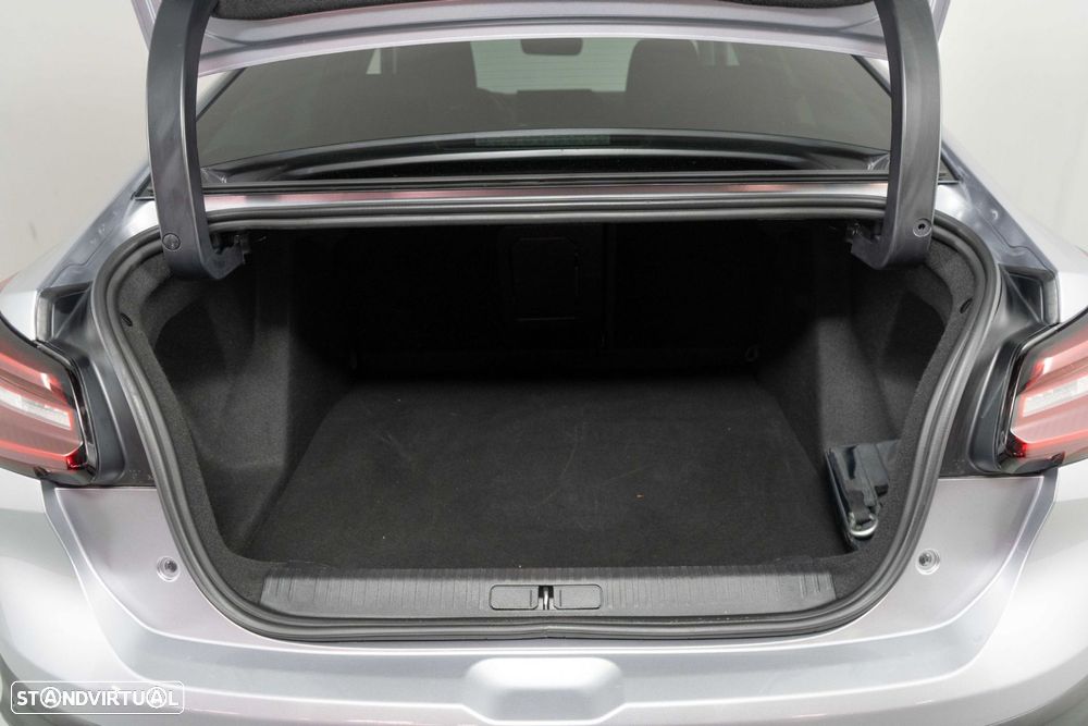 Citroën C4 X 1.2 PureTech Shine Pack EAT8 - 13