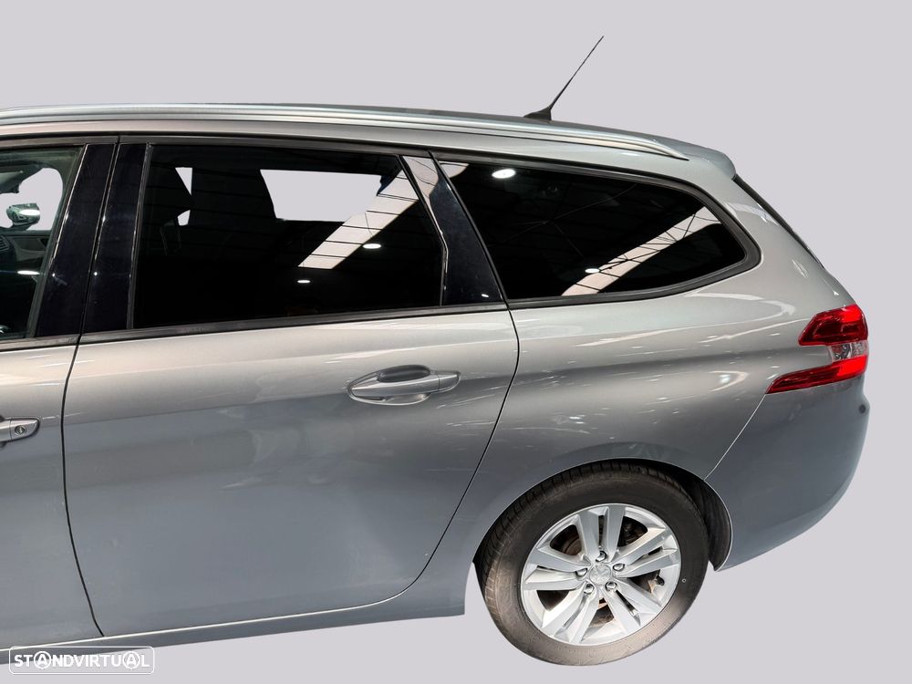 Peugeot 308 SW 1.2 PureTech Style - 8