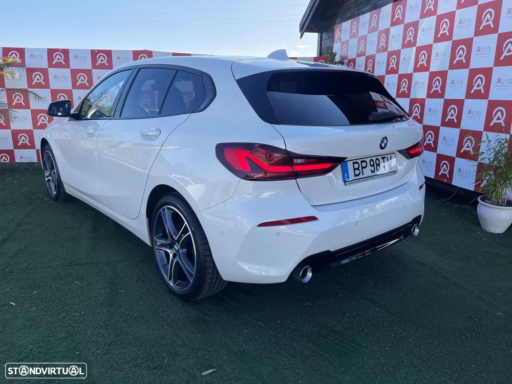 BMW 118 d Aut. Sport Line - 4