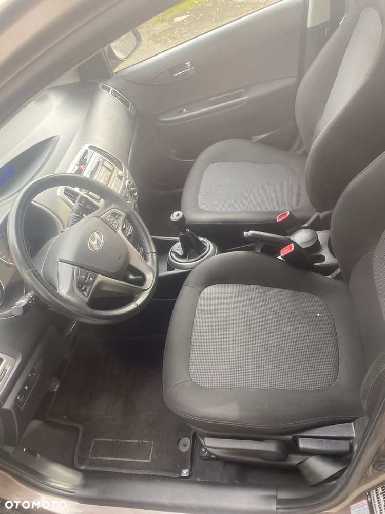 Hyundai i20 - 32