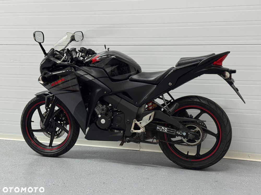 Honda CBR - 14